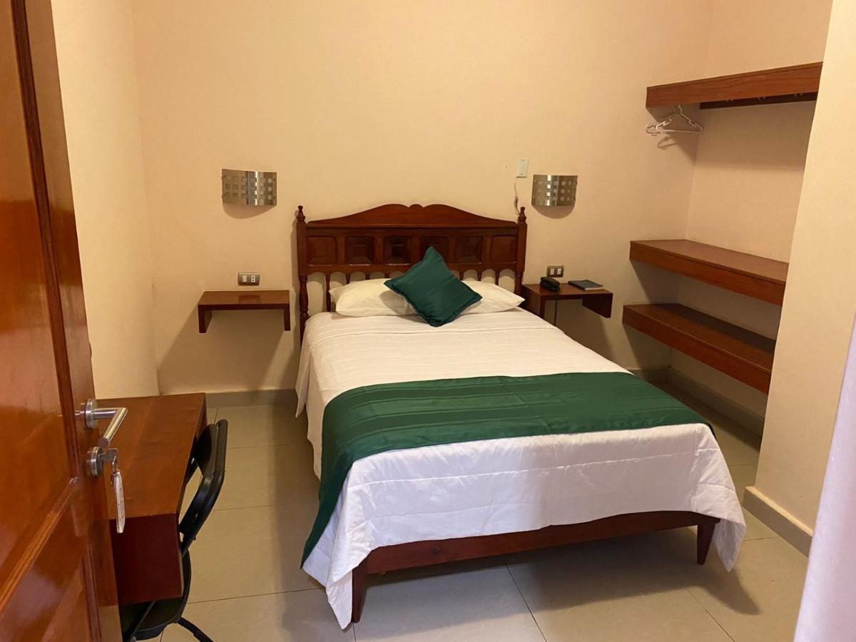 Tariri Hotel ปูคาลปา ภายนอก รูปภาพ